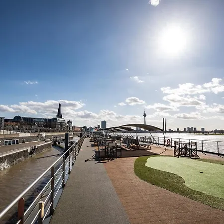 Viva Riverside Altstadt Hotel 4*