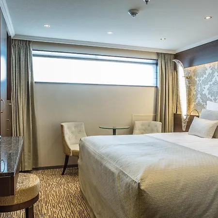 מלון Viva Riverside Altstadt דיסלדורף