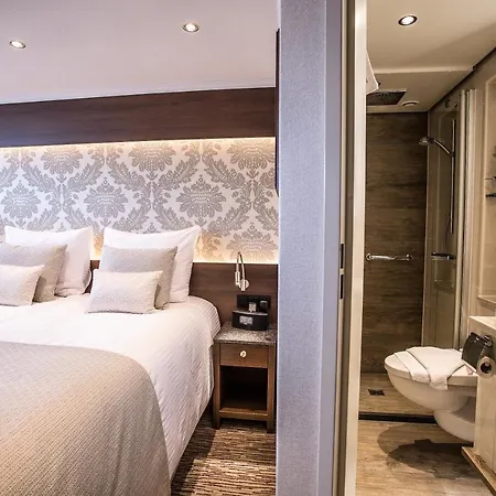 Viva Riverside Altstadt דיסלדורף