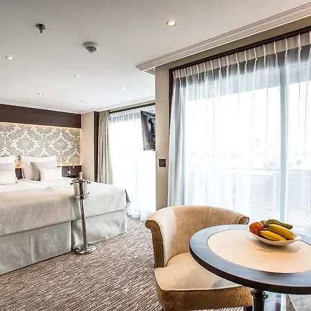 Viva Riverside Altstadt