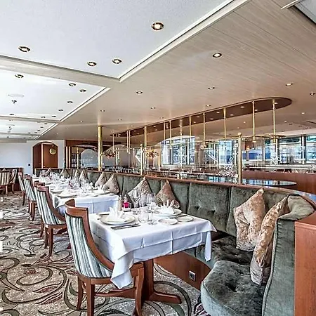 Viva Riverside Altstadt Hotel