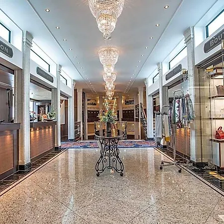 Viva Riverside Altstadt 4*