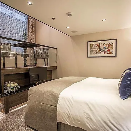 Hotel Viva Riverside Altstadt 4*