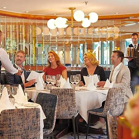 Viva Riverside Altstadt فندق