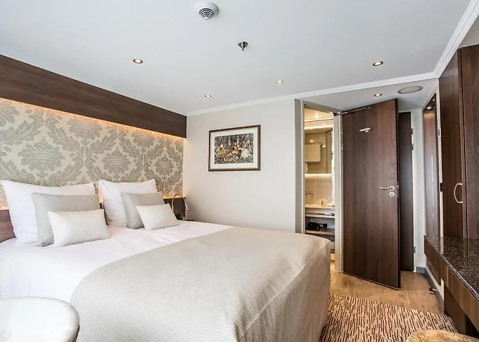 Viva Riverside Altstadt Otel