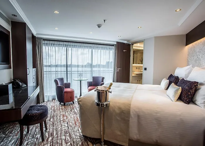 Viva Riverside Altstadt Ντίσελντορφ