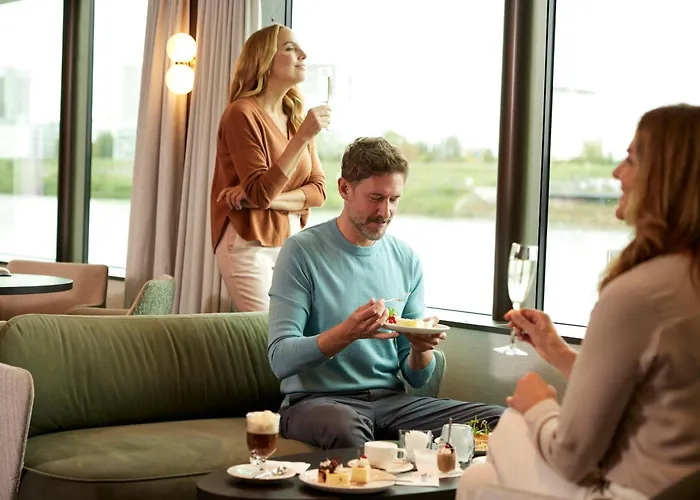 Viva Riverside Altstadt 4*