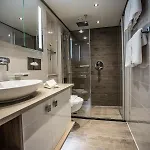 Ξενοδοχείο Viva Riverside Altstadt 4*