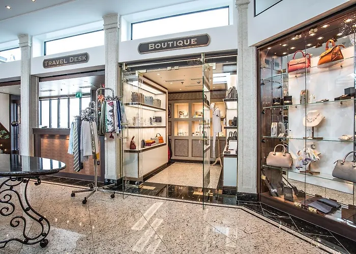 Viva Riverside Altstadt 4*