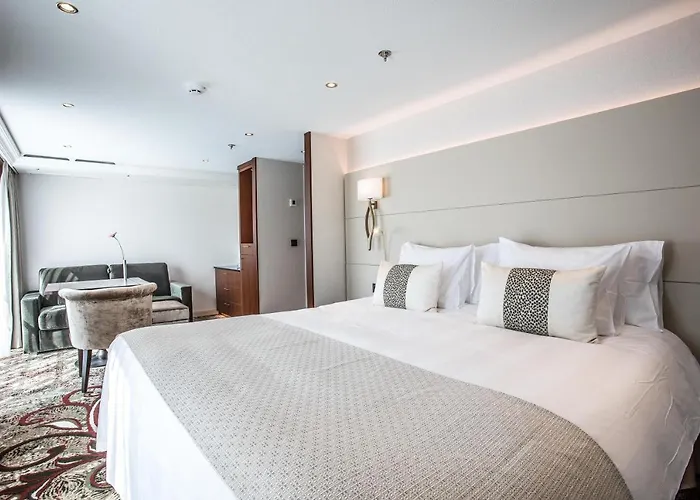 Viva Riverside Altstadt 4*